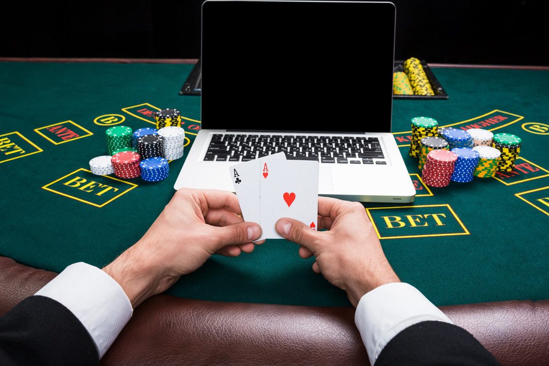 Como melhorar no poker online: aumente sua performance